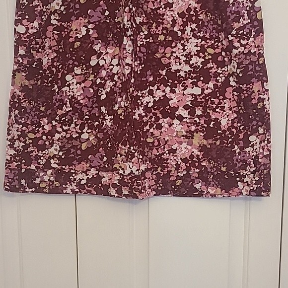 Eddie Bauer Cotton Blend Burgundy/Pink/Lavender Floral Skirt Size M - Picture 3 of 13